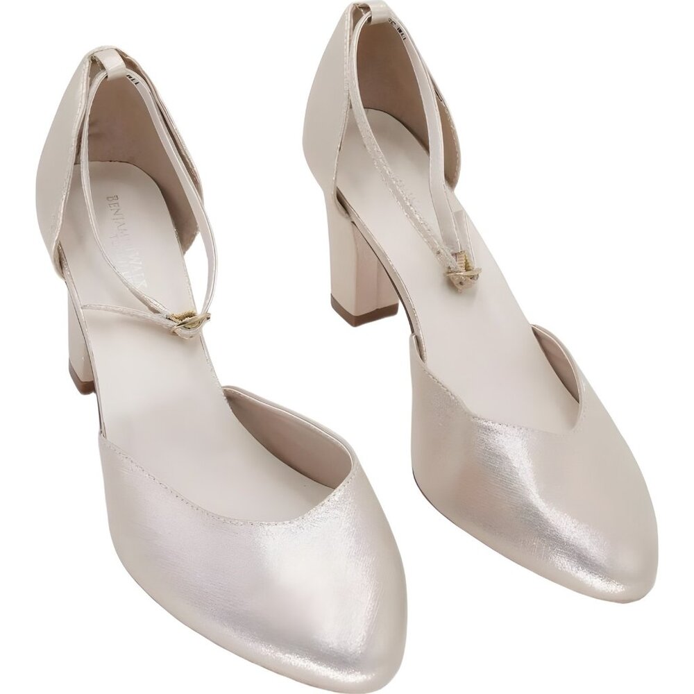 Touch Ups Amanda Heeled Pump Champagne - Women's US 11